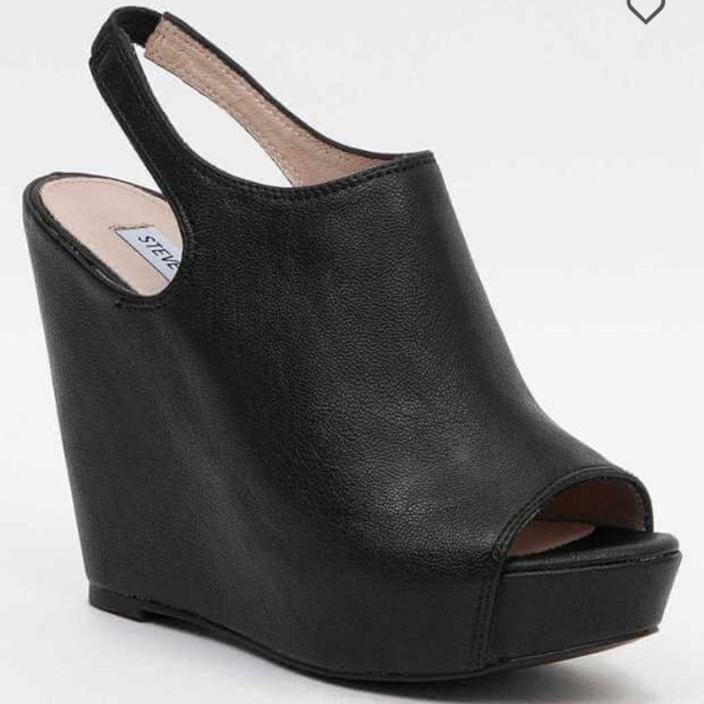 Steve Madden Blassst Wedge
